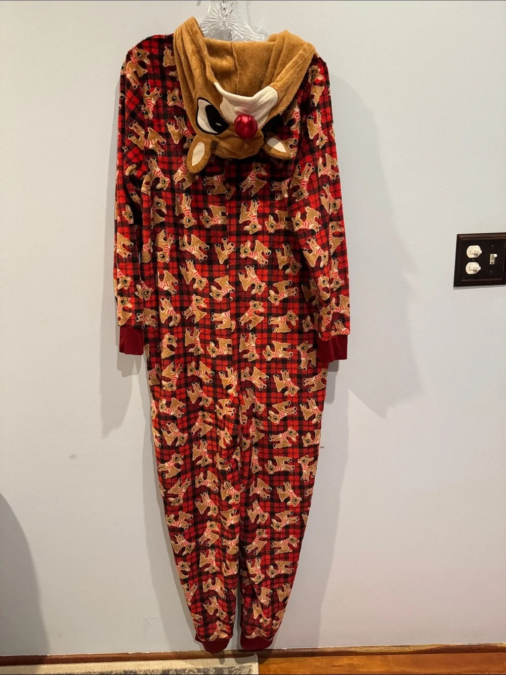 Rudolph the Red-Nosed Reindeer Super Minky Union Suit Pajama with Hood. NWOT LRG